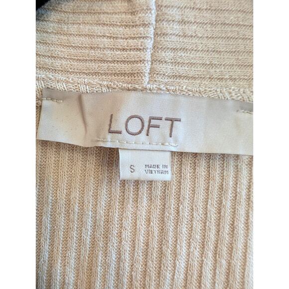 LOFT Ribbed Knit Cream Beige Button Cardigan V-Neck Cropped Stretchy Small S - Picture 3 of 6
